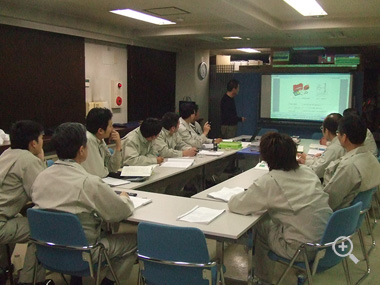 社内研修の様子